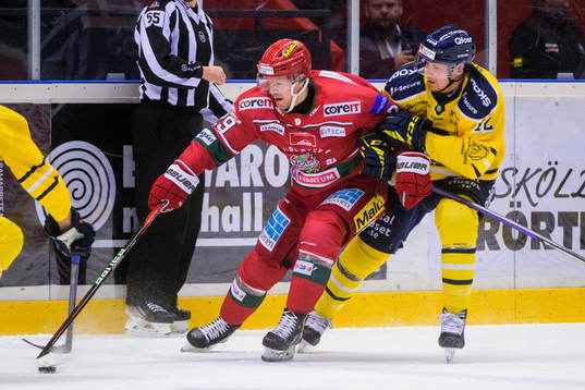 Modos Mikkel Aagaard och Södertäljes Viktor Liljegren