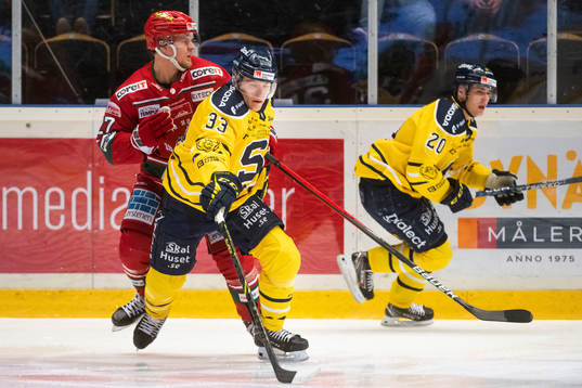 Södertäljes Filiph Engsund och Modos Niklas Folin