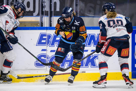 Djurgårdens Nicole Hall har ont