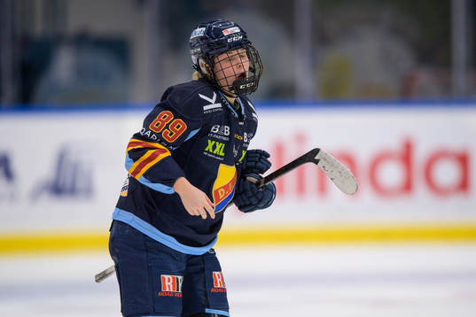 Djurgårdens Nicole Hall har ont