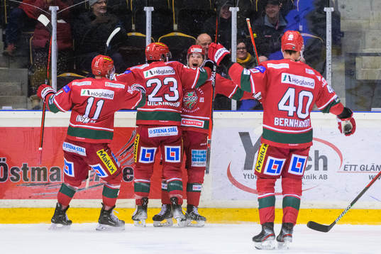 Modos Mikkel Aagaard jublar