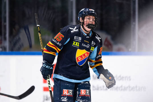 Djurgårdens Lova Blom jublar