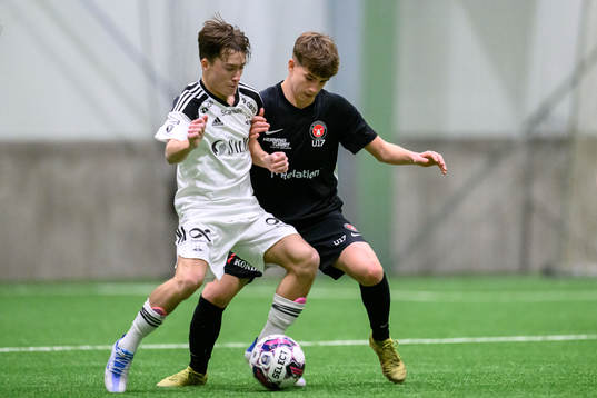 Rosenborgs Jesper Sunde och Midtjyllands Andreas Knak