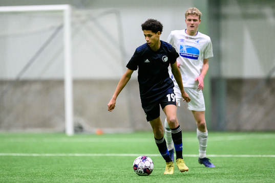 FC Köpenhamns Julius Emefile