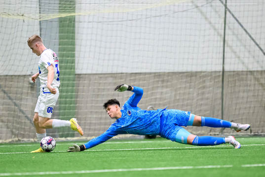 Haugesunds Mathias Myklebust och FC Köpenhamns Oscar Buur