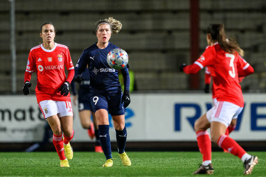 Loreta Kullashi of Rosengård and Ana Vitoria of Benfica
