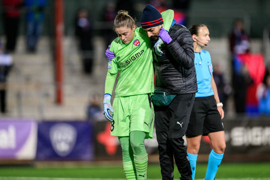 goalkeeper Teagan Micah of Rosengård in pain