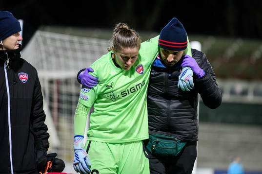 goalkeeper Teagan Micah of Rosengård in pain