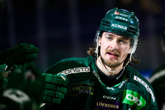 Färjestads Linus Johansson jublar
