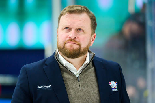 Linköpings tränare Klas Östman deppar