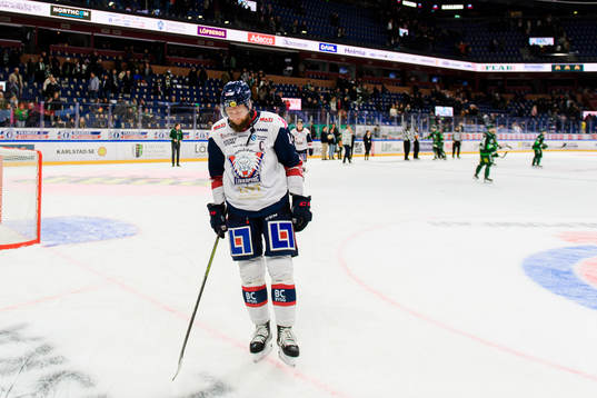 Linköpings Jonas Junland deppar