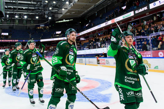 Färjestads Linus Johansson och Marcus Nilsson jublar