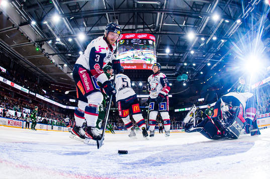 Linköpings Linus Hultström, Vilmos Gallo och målvakt
