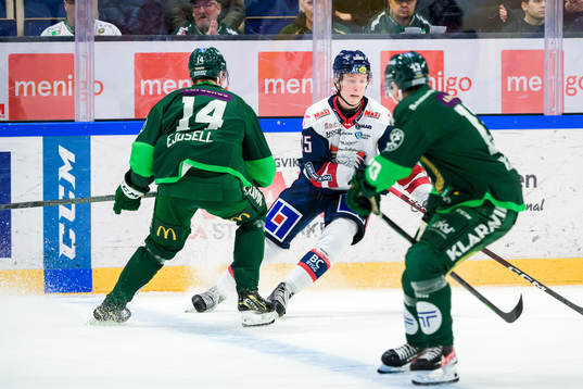 Färjestads Victor Ejdsell och Linköpings Filip Bystedt i