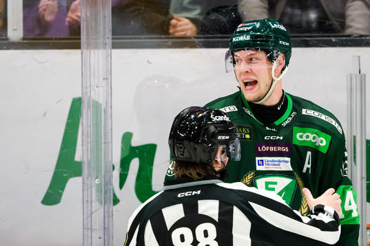 Färjestads Victor Ejdsell reagerar på domslut