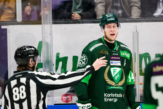 Färjestads Victor Ejdsell reagerar på domslut