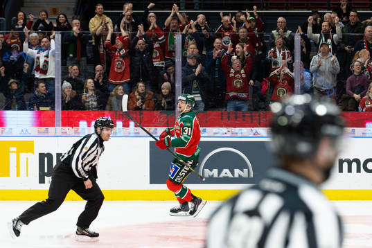 Frölundas Nicklas Lasu jublar