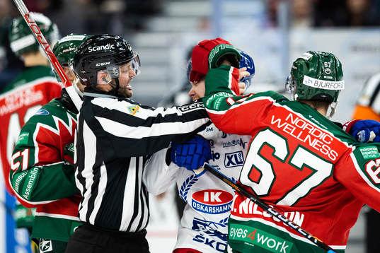 Oskarshamns Patrik Karlkvist och Frölundas Jacob Nilsson