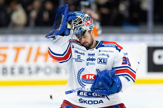 Oskarshamns målvakt Joe Cannata deppar