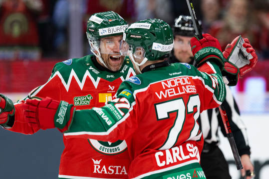 Frölundas Patrik Carlsson jublar