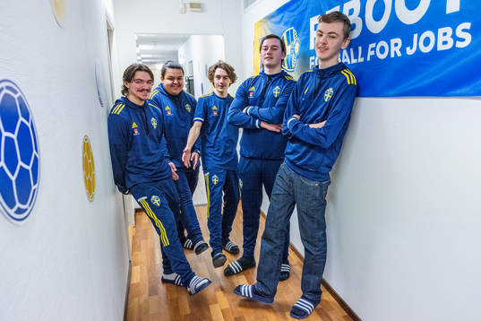 Emilio, Oliver, Noah, Simon och Simon i projektet Reboot