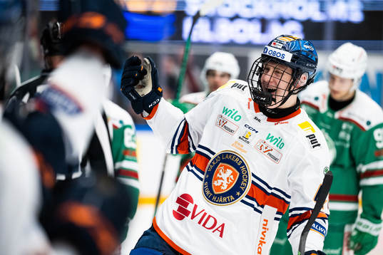 Växjös Jakub Stancl jublar