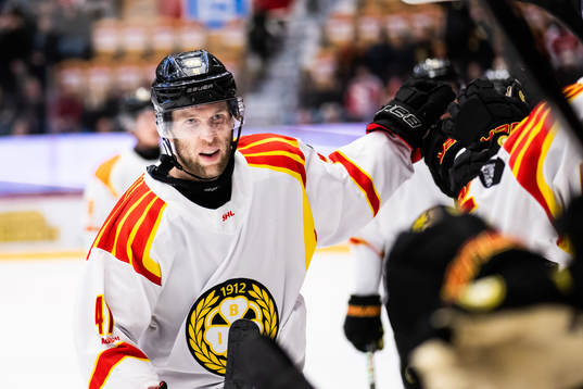 Brynäs Greg Scott jublar