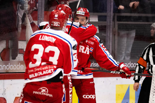 Timrås Magnus Pääjärvi jublar