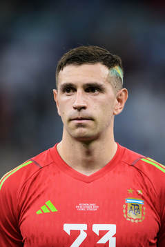 Goalkeeper Emiliano Martinez of Argentina