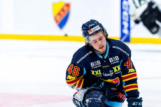 Djurgårdens Tim Söderlund har ont