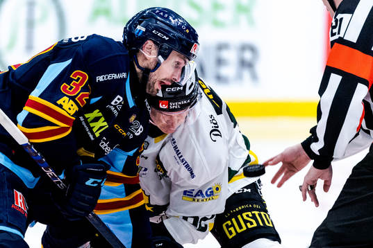 Djurgårdens Marcus Kruger och Östersunds Kimi Koivisto