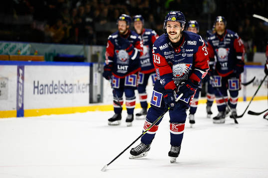 Linköpings Ty Rattie jublar