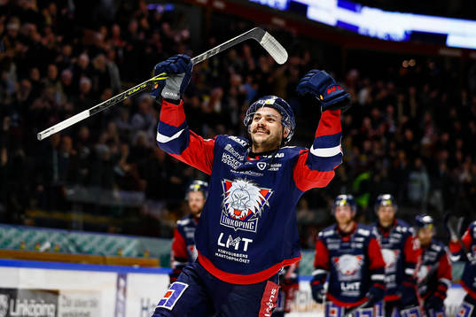 Linköpings Ty Rattie jublar