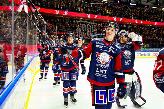 Linköpings Filip Bystedt jublar