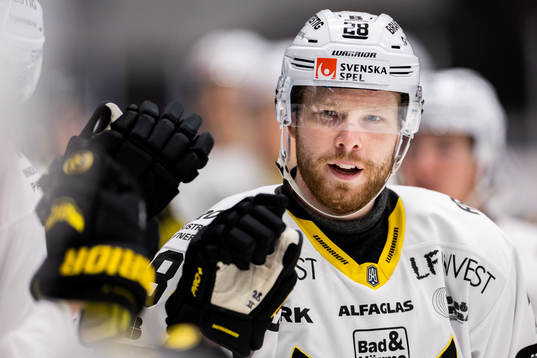 Västerås Lukas Zetterberg jublar