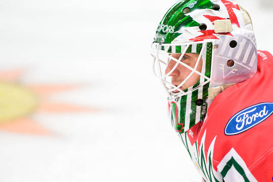 Frölundas målvakt Frederik Dichow