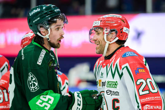 Färjestads Linus Johansson och Frölundas Joel Lundqvist