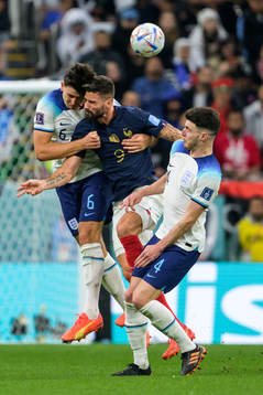 Harry Maguire and Declan Rice of England against Olivier