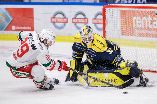 Bläddra bland fler bilder av Ishockey, Hockeyallsvenskan, Södertälje - Mora