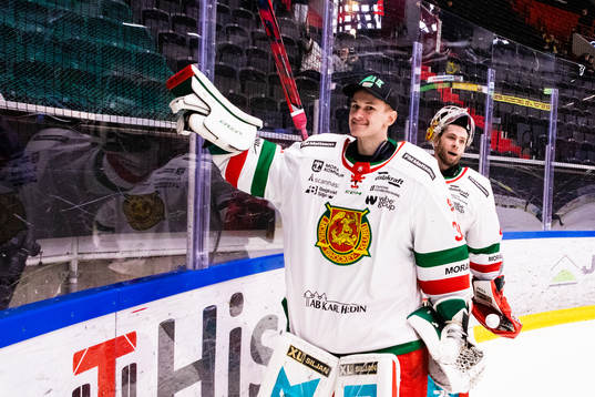 Moras målvakt Kari Piiroinen och målvakt Andreas
