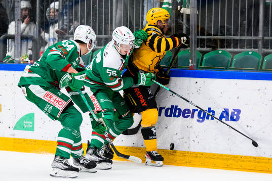 Rögles William Wallinder och Adam Engström mot
