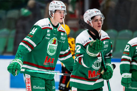 Rögles Adam Edström deppar