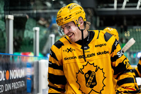 Skellefteås Jonathan Johnsson jublar