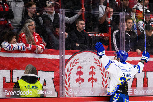 Leksands Lucas Elvenes jublar