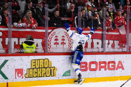 Leksands Lucas Elvenes jublar