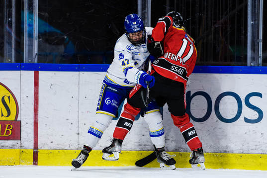 Leksands Abagael Thiessen och Luleås Josefine Persson