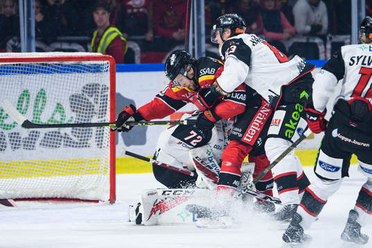 Malmö Redhawks målvakt Daniel Marmenlind och Fredrik