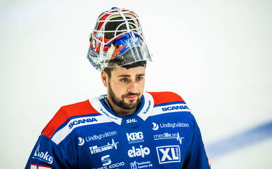 Oskarshamns målvakt Joe Cannata deppar