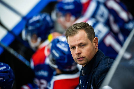 Oskarshamns tränare Martin Filander deppar