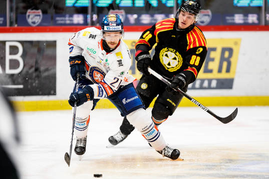 Växjös Brian Cooper och Brynäs Dmytro Timashov